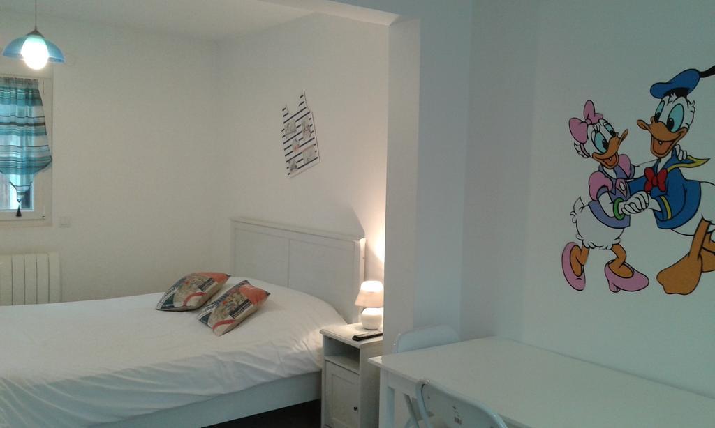 Gîtes Poirier Bazin Montry Zimmer foto